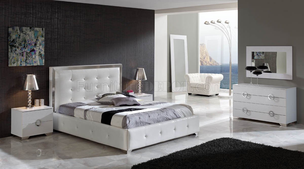 White Modern Bedroom w/Oversized Headboard & Optional Items - Click Image to Close
