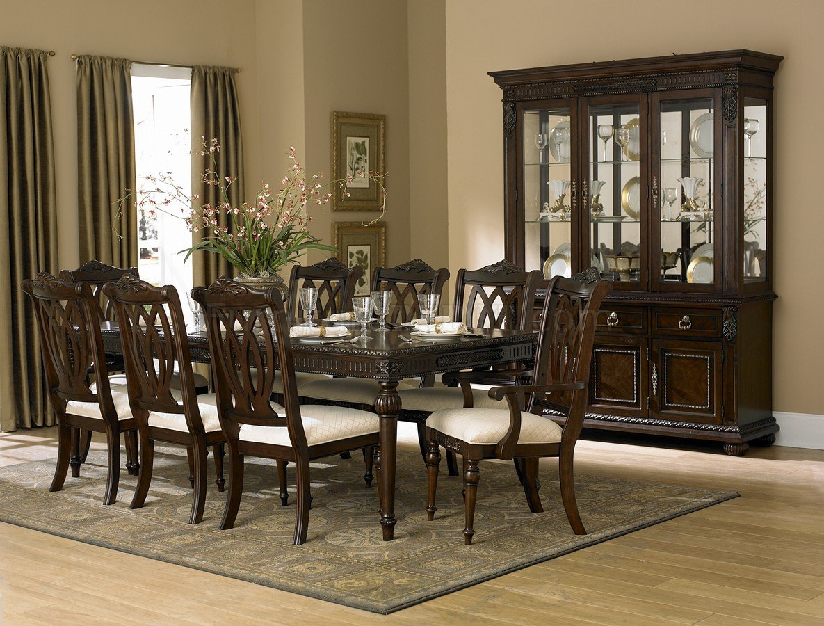 Rich Cherry Finish Classic Dining Room, Classic Dining Room Table And Chairs
