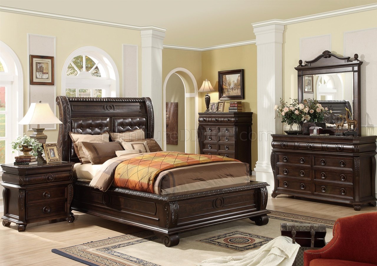 Rich Mahogany Finish Traditional Bedroom w/Optional Items - Click Image to Close