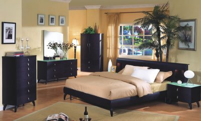 Wenge Finish Contemporary Bedroom Set With Wooden Legs