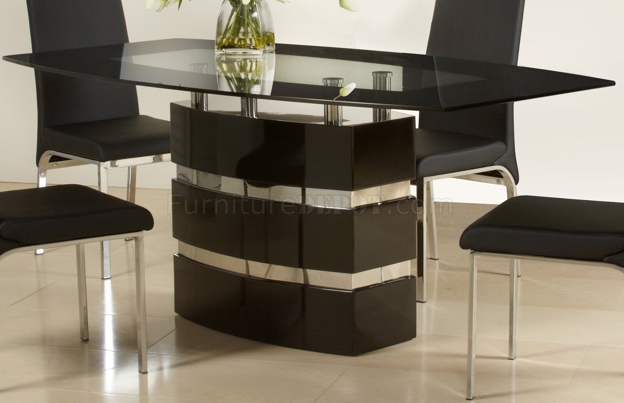 Black High Gloss Dining Room Table
