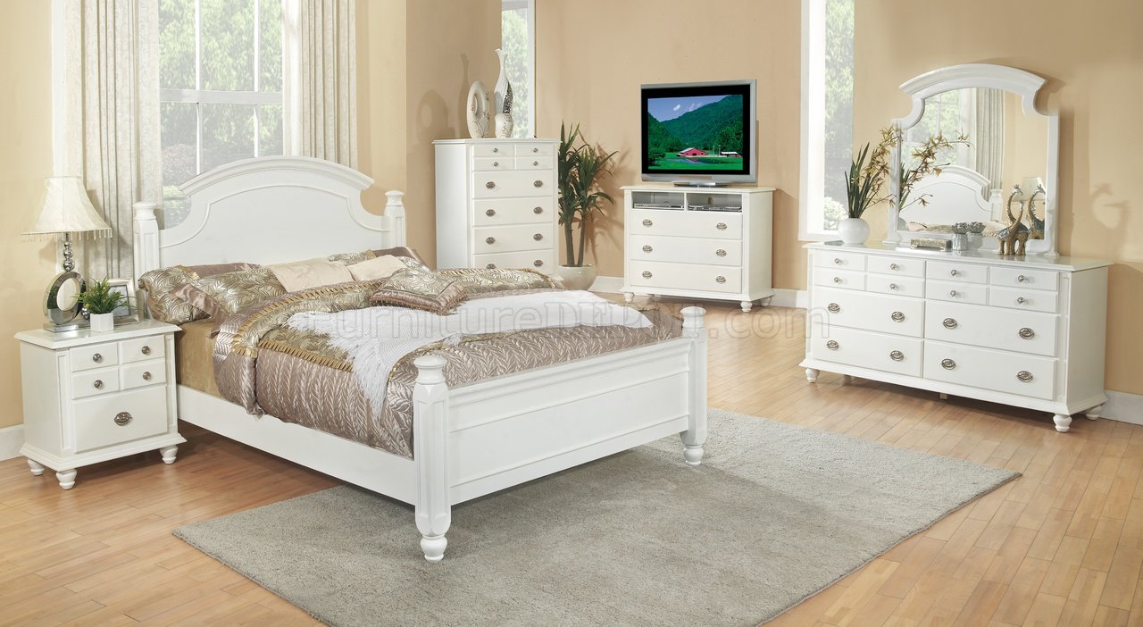 White Finish Transitional 6Pc Bedroom Set w/Options - Click Image to Close