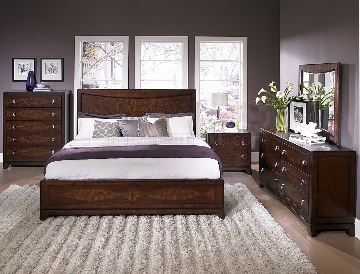 Warm Brown Cherry Finish Traditional Bedroom w/Optional Items