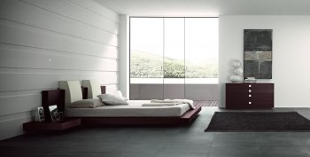 Win Floating Bedroom in Wenge with Oversized Headboard [Rossetto-Win-Floating]