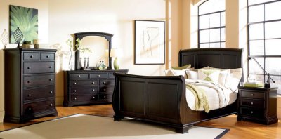 Dark Espresso Finish Classic Bedroom with Sleigh Bed