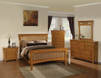 New Pine Finish Classic 5Pc Bedroom Set w/Options [WDBS-20040-5pc]