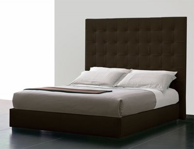 Brown Tufted Leatherette Ludlow Queen Bed w/Oversized Headboard