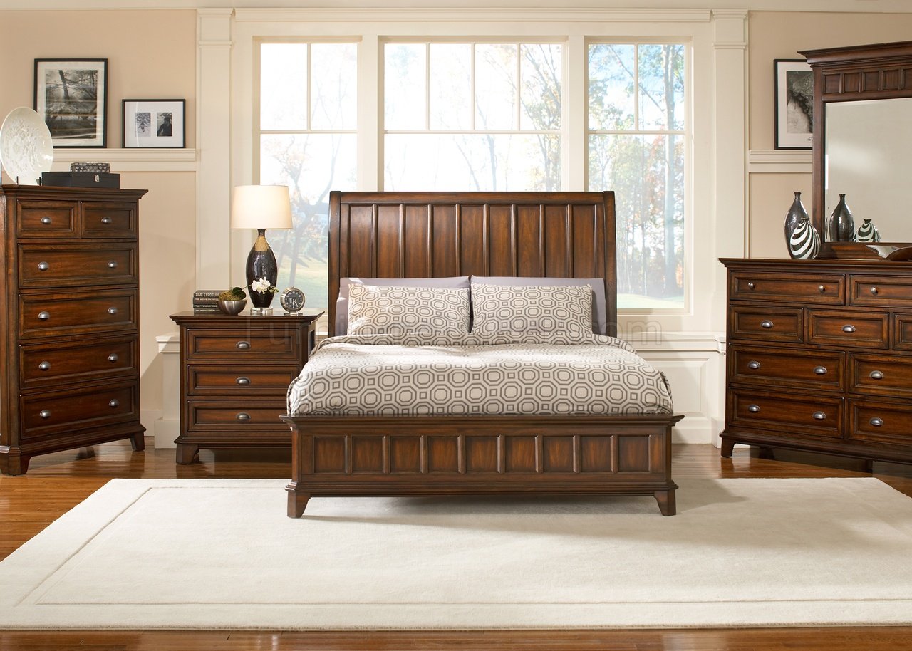 Brown Whiskey Finish Transitional Platform Bed w/Options - Click Image to Close